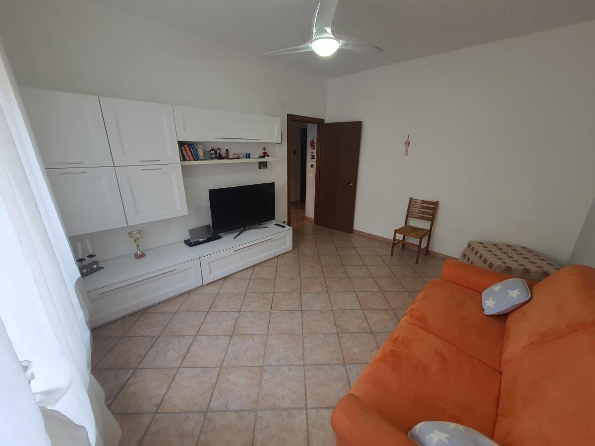 Appartamento In Centro A 30M Dal Mare Spotorno Exterior foto